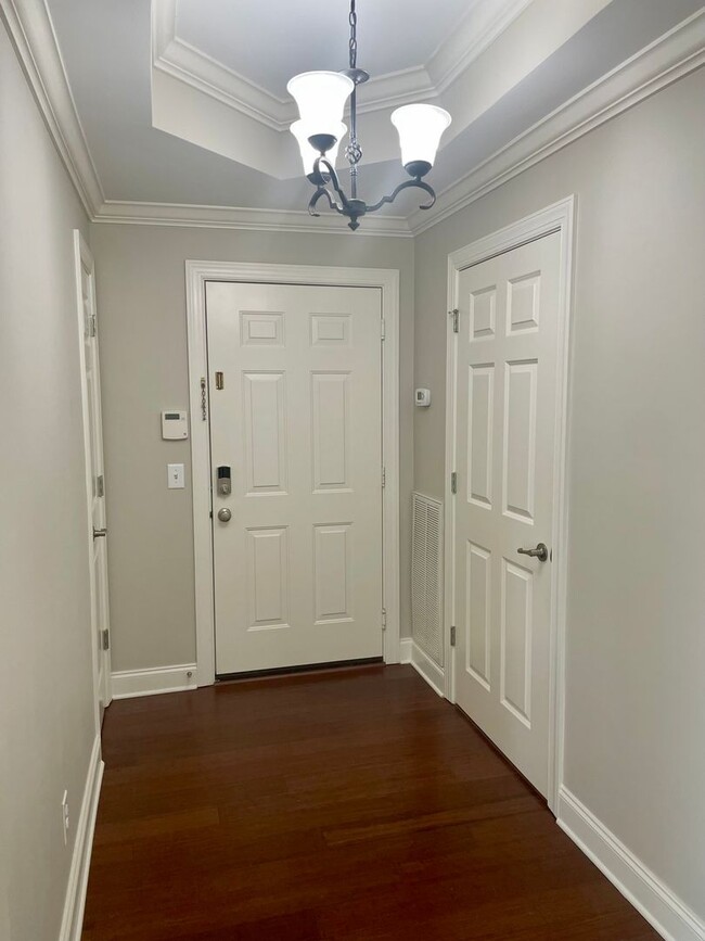 Photo - 2000 Newark Ln