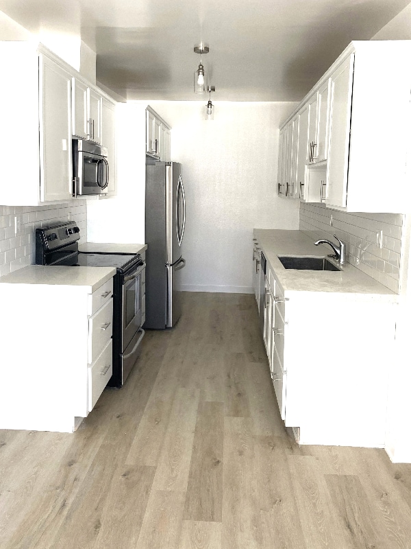 Photo - 5335 Yarmouth Ave Unit 306