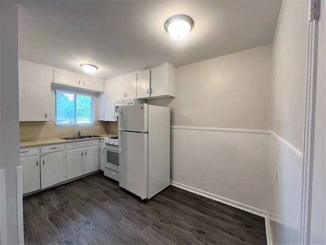 Photo - 926 E Dean Keeton St Unit 204