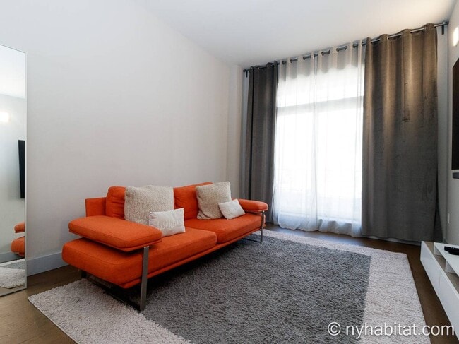 Photo - 1325 Herkimer St Unit 307