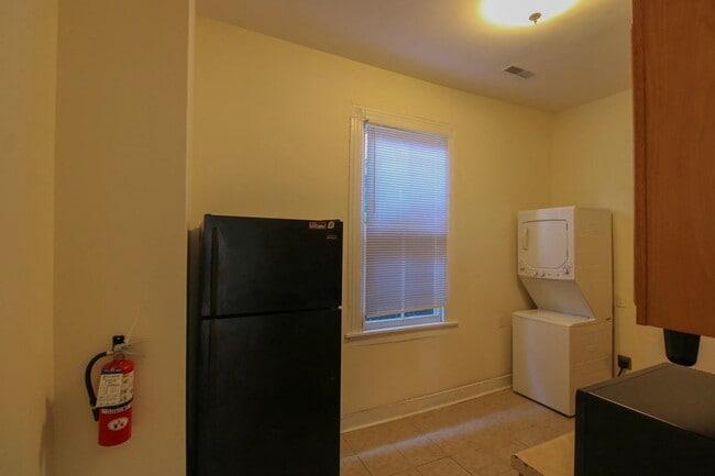 Photo - 3 Woolfe St Unit B