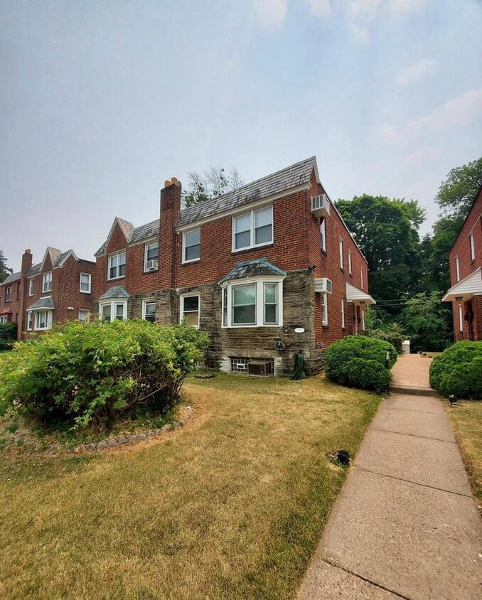 Front View - 6910 Ardleigh St (Philadelphia, PA)