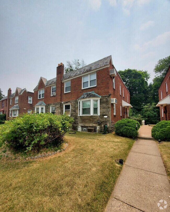 Building Photo - 6910 Ardleigh St Unit # 1 Rental