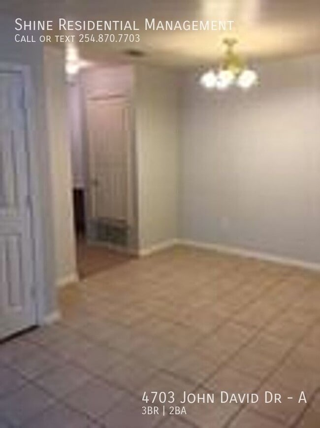 Building Photo - 4703 John David Dr Unit A