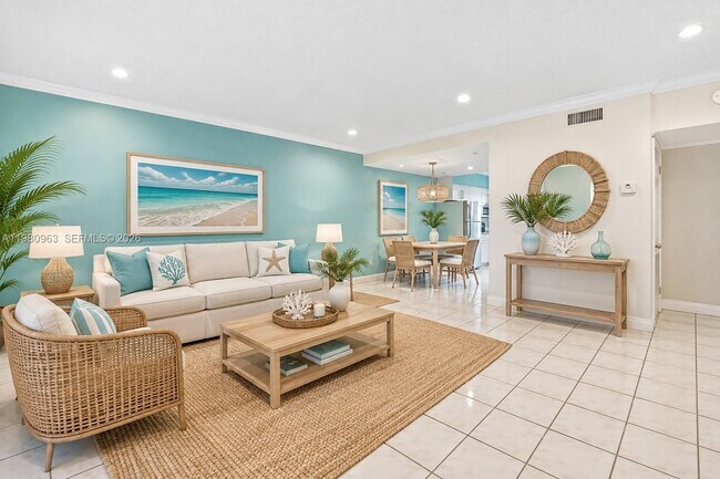 Building Photo - 2200 S Ocean Dr Unit N103