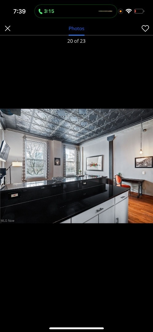 Photo - 408 W St Clair Ave