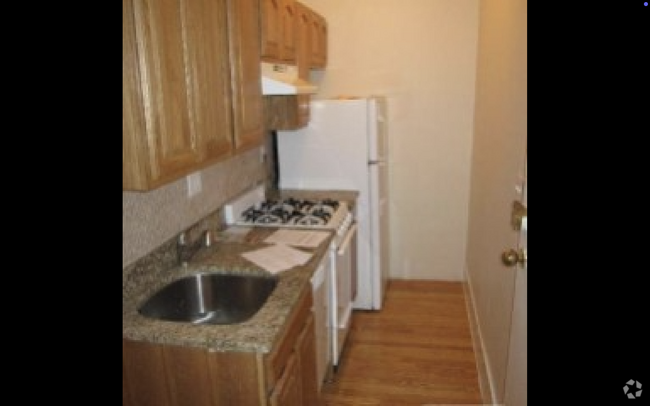 Building Photo - 328 Huntington Ave Unit #1 Rental