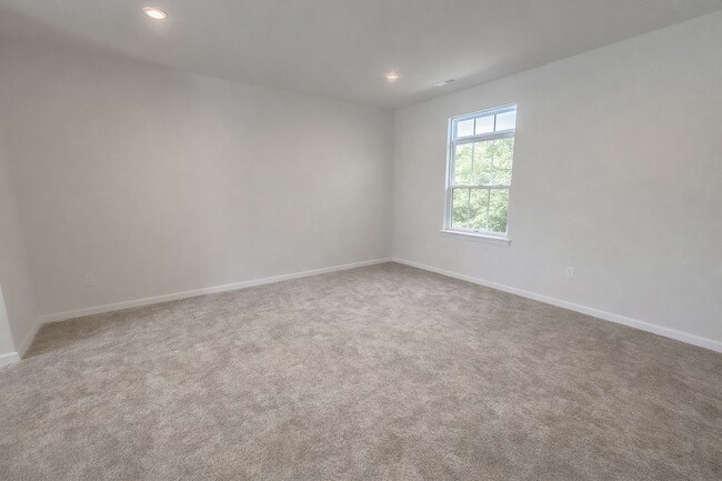 Photo - Move-in ready Townhome!