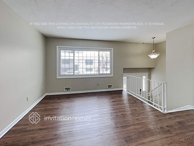 Photo - 401 42nd Ave NE