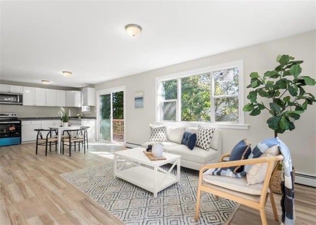 Building Photo - 80 Summit St Unit 1