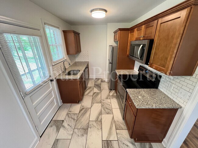 Photo - 1409 Revere Rd