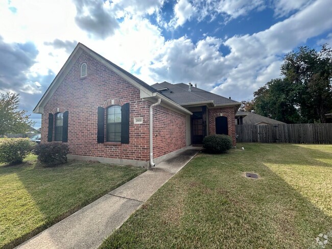 Building Photo - South Bossier Gem Rental