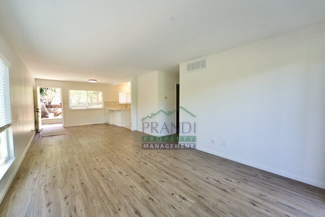 Photo - 45 Bayo Vista Way Unit San Rafael