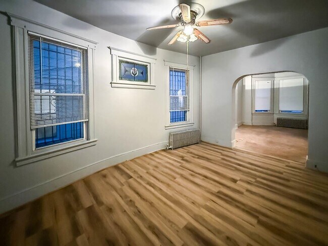 Building Photo - 57 Roosevelt Ave Unit 1