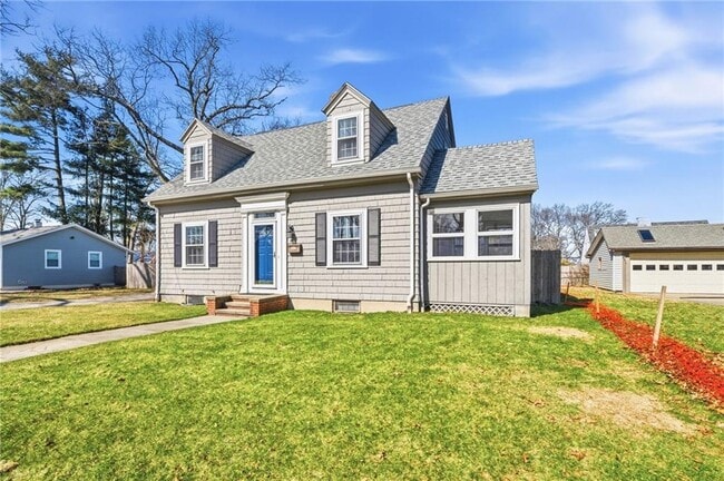 Photo - 21 Earlham Way