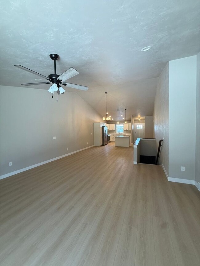 Photo - 2625 Lawrence Ln Unit 2625