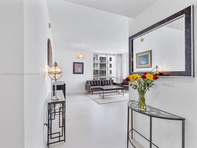 Building Photo - 1060 Brickell Ave Unit 3117 Rental