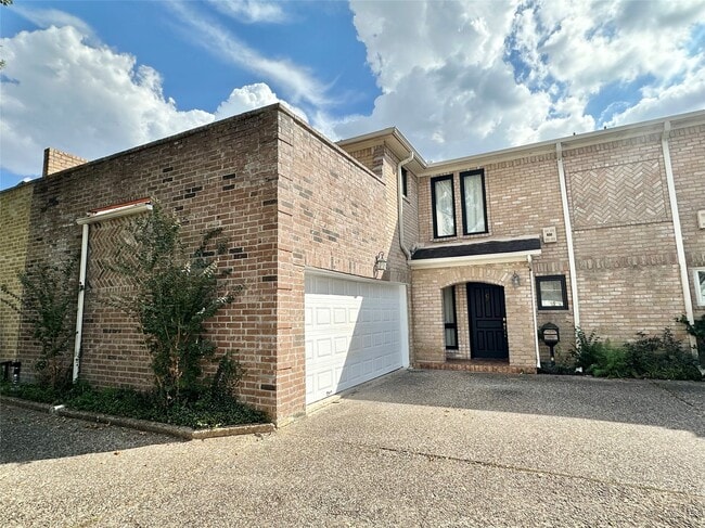 Photo - 2514 Nantucket Dr