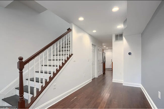 Photo - 930 Washington Blvd