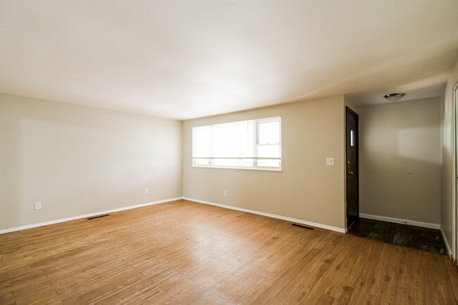 Photo - 1706 W Loveland Ave