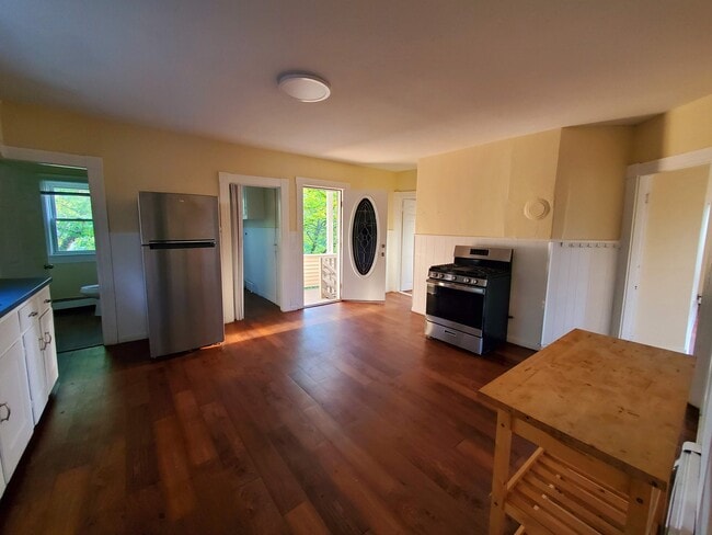 Photo - 45 Dumais St Unit 3