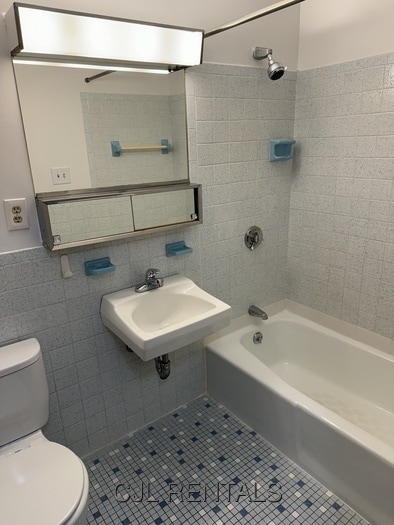 Photo - 71 Montvale Ave Unit 20