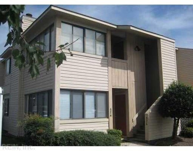 Building Photo - 526 Glenn Regis Way