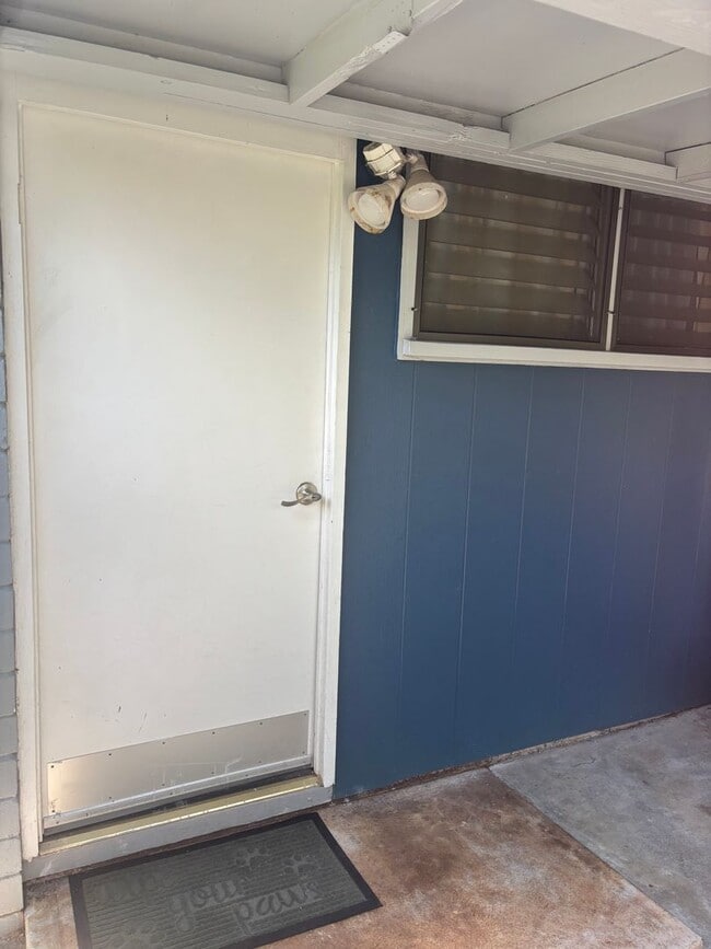 Photo - Steps From Kahala Beach Cute studio