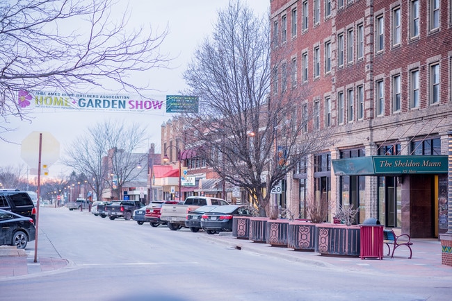 Main Street living