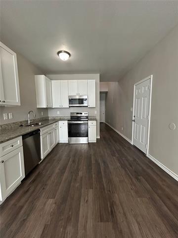 Photo - 7931 Doreen Ave