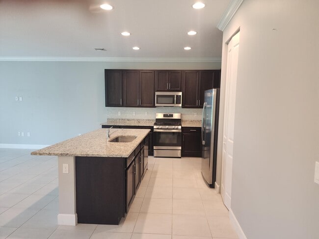 Photo - 11417 SW Hawkins Terrace