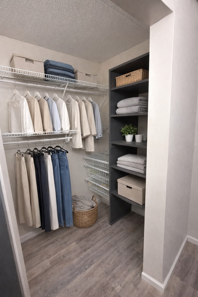 6730 Vernon Ave S Unit Studio 309