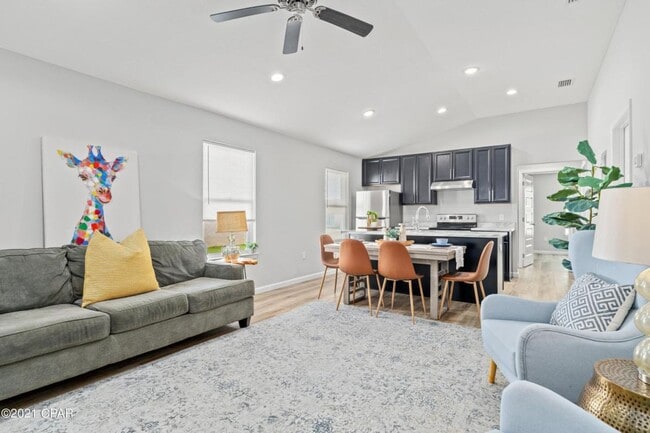 Photo - 2742 Largo Ave