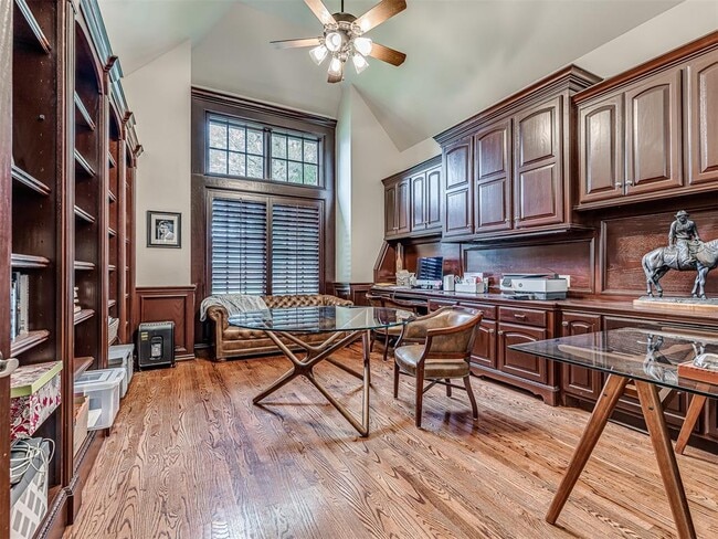 Photo - 3309 Shadow Valley Dr