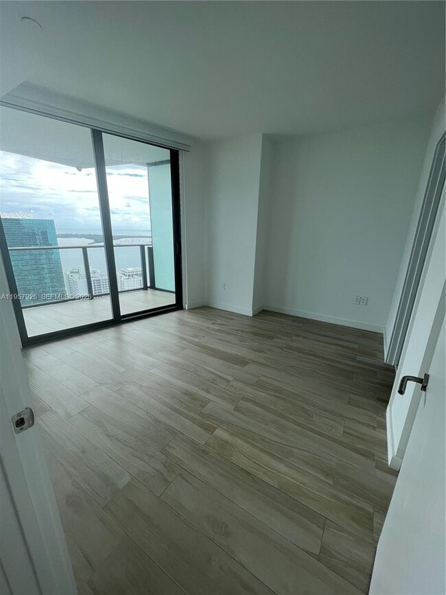 Photo - 1300 S Miami Ave Unidad 4504