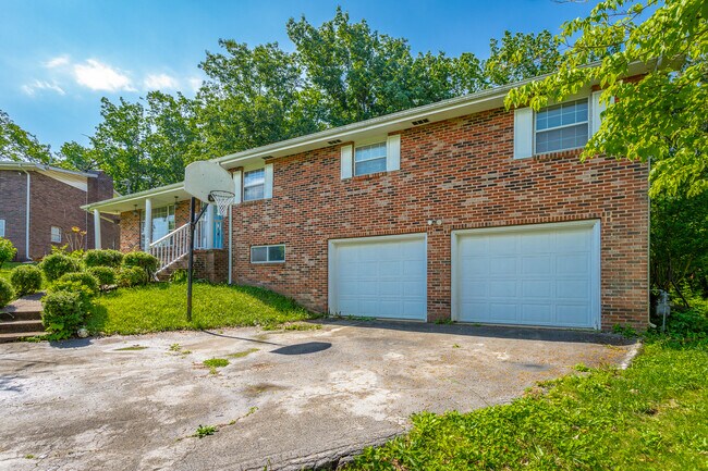 Photo - 12 Sandra Dr