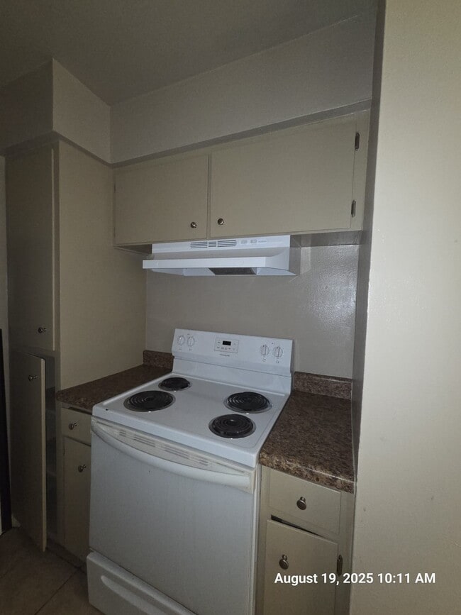 Photo - 2219 E Travis St