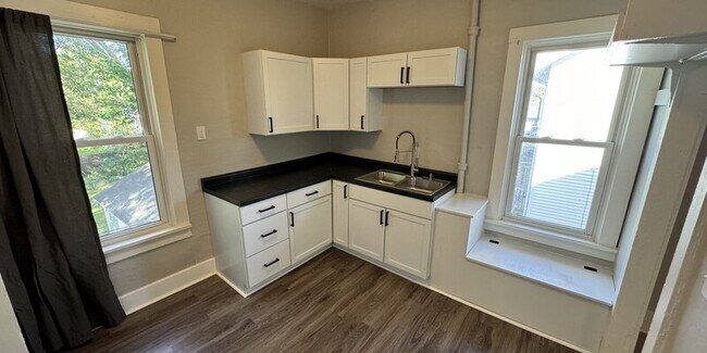 616 W College Ave - 616 W College Ave Unit 616