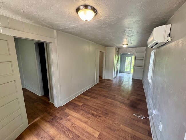 Photo - N. McKinley Ave - Triplex Unit A