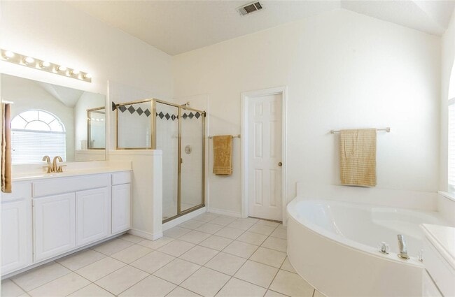 Photo - 4136 Los Altos Dr