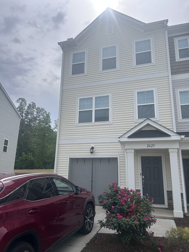 Photo - 2625 Chert Ln