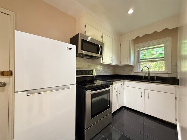 Photo - 5 Dexter St Unit #1