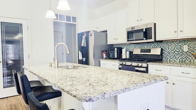 Photo - 1624 Haralson Dr