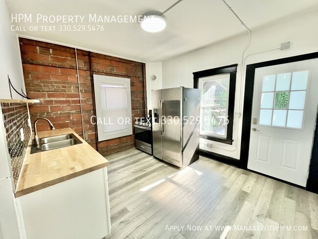 Photo - 1331 W 65th St Unit 102