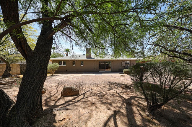 Photo - 7608 E 4th St