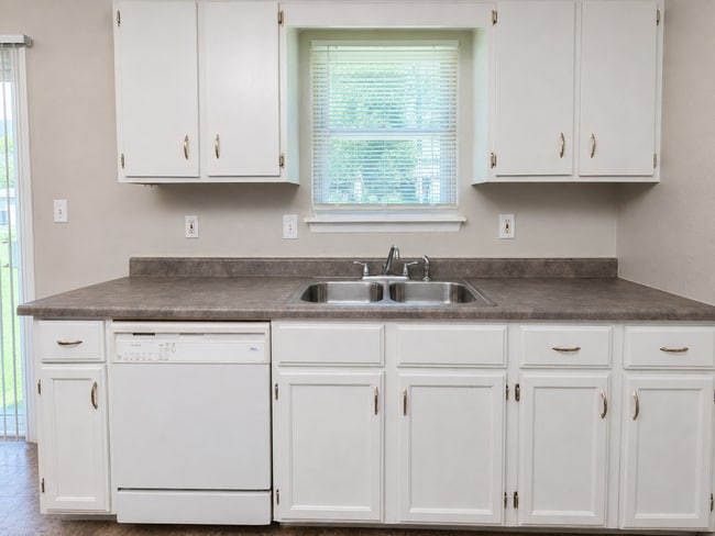 Photo - 403 NE Westwind Dr
