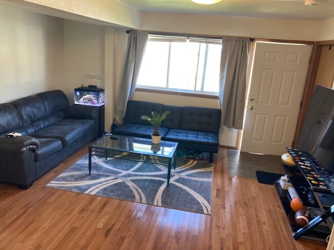 Photo - 1100 W 20th St Unit 1100