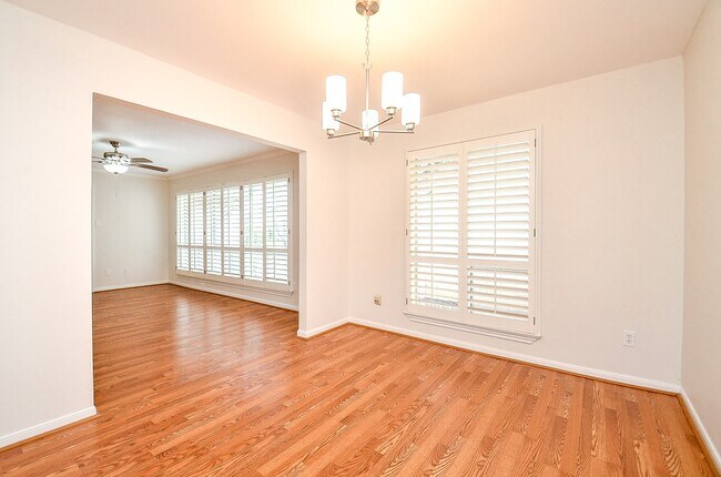 Photo - 7719 Lacy Hill Dr