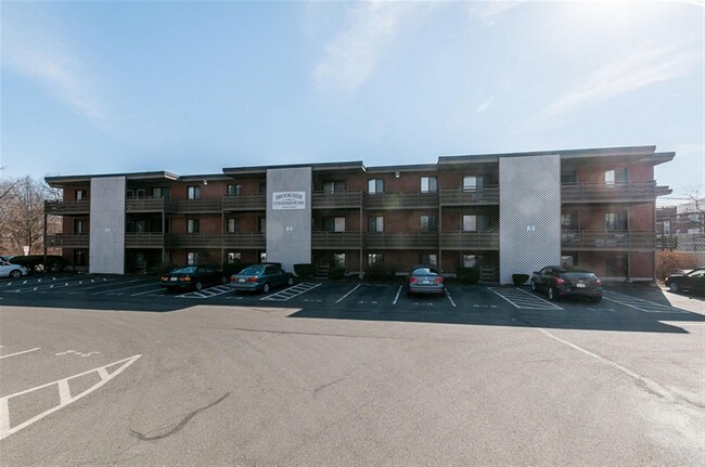 Building Photo - 5 Arizona Ter Unit 6