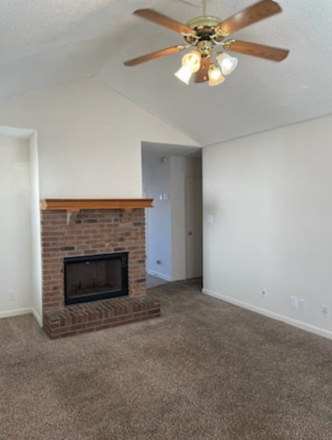 Photo - 1049 Mile High Dr